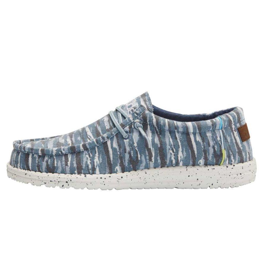 Men's Hey Dude Wally Slip On Shoes Camo Navy | GHB-521069